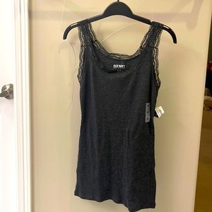 Old navy charcoal gray tank top with lace detail. Size Medium. NWT